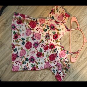 Monteau off the shoulder floral top